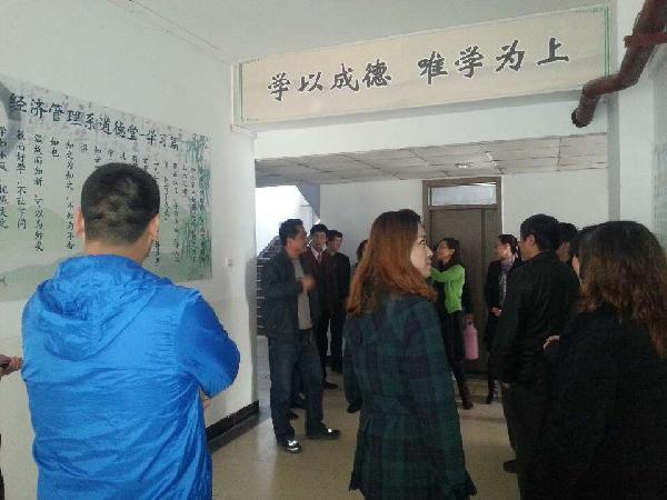 万象城召开“道德堂”进宿舍现场会