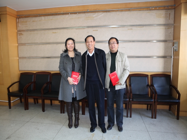 万象城党校开展党课教研活动