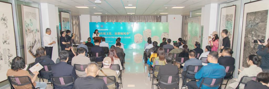 扬传统文化，展教师风采——刘怡教师作品展在万象城拉开帷幕
