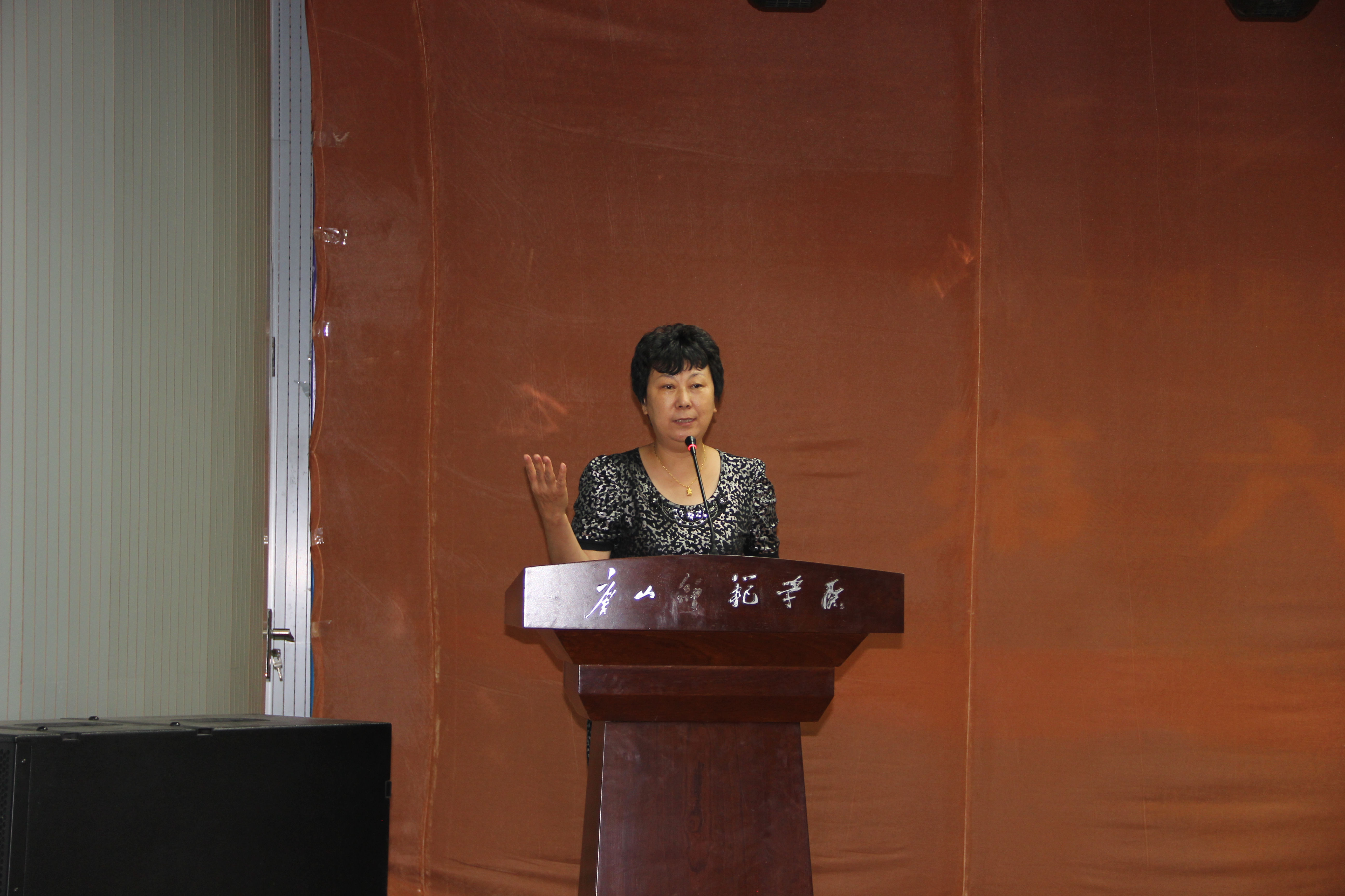 万象城举行2014年诚信演讲暨诚信考试教育活动