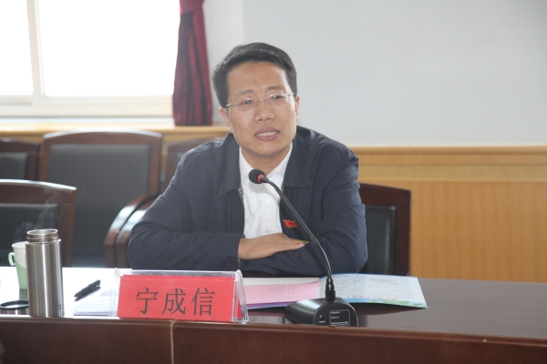 省委宣传部宁成信处长一行莅临万象城指导