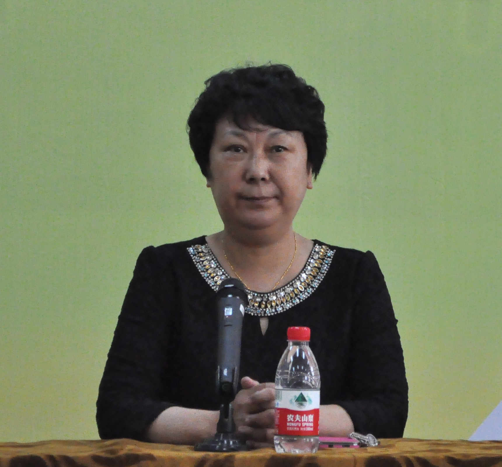 万象城举行“青春不虚度  黄金六十分”活动启动仪式