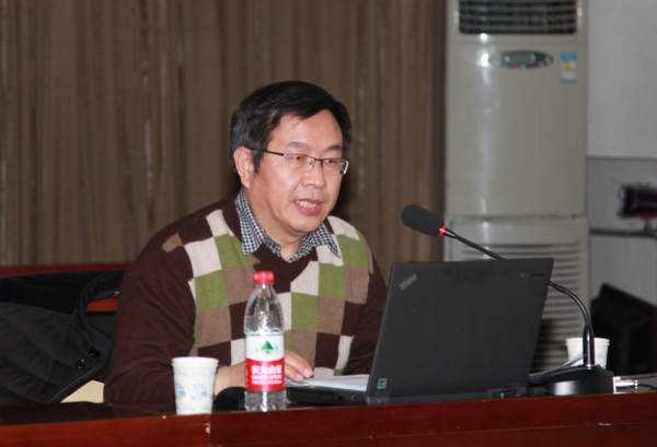 万象城举办十八届六中全会精神辅导报告会