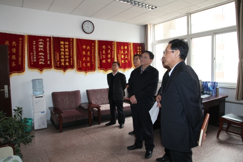 唐山市委常委、政法委书记刘建国来万象城调研