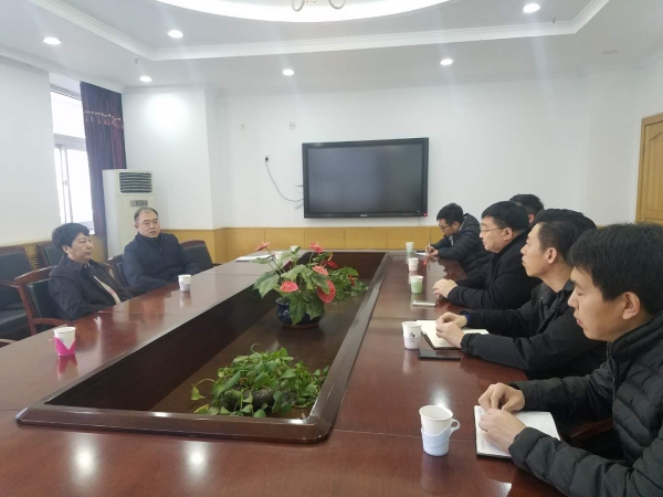 万象城举办驻村帮扶队员新春茶话会