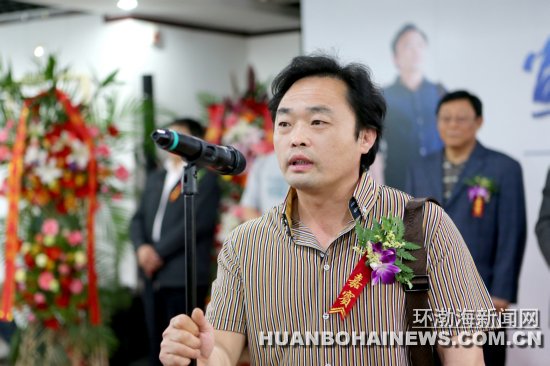 万象城教师刘怡水墨人物作品展在唐山美术馆展出